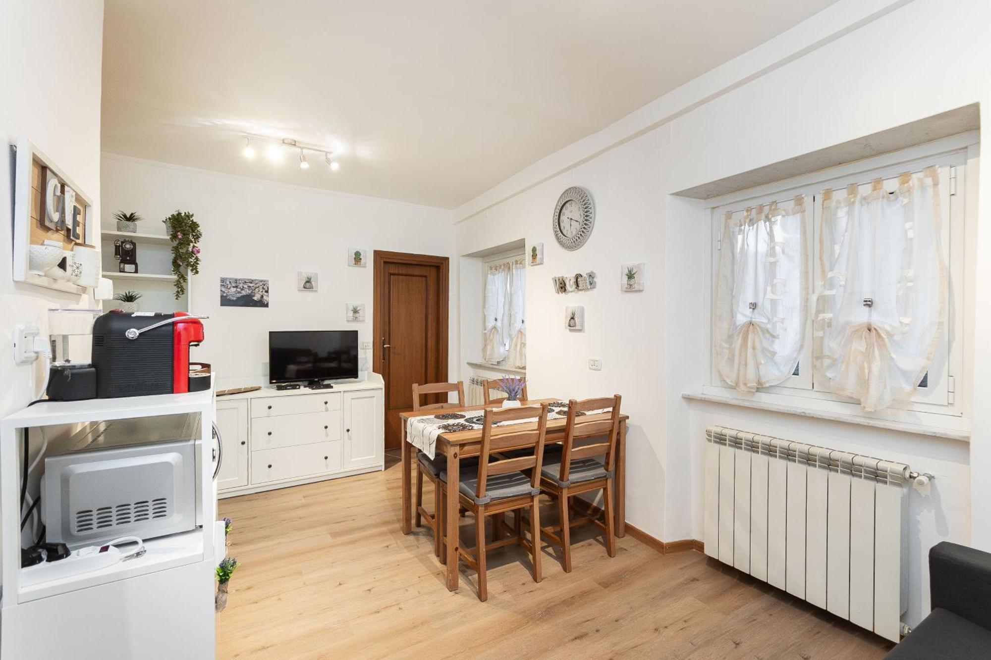 15 Min Centro E Stazione Ferroviaria Apartment Genoa Bagian luar foto