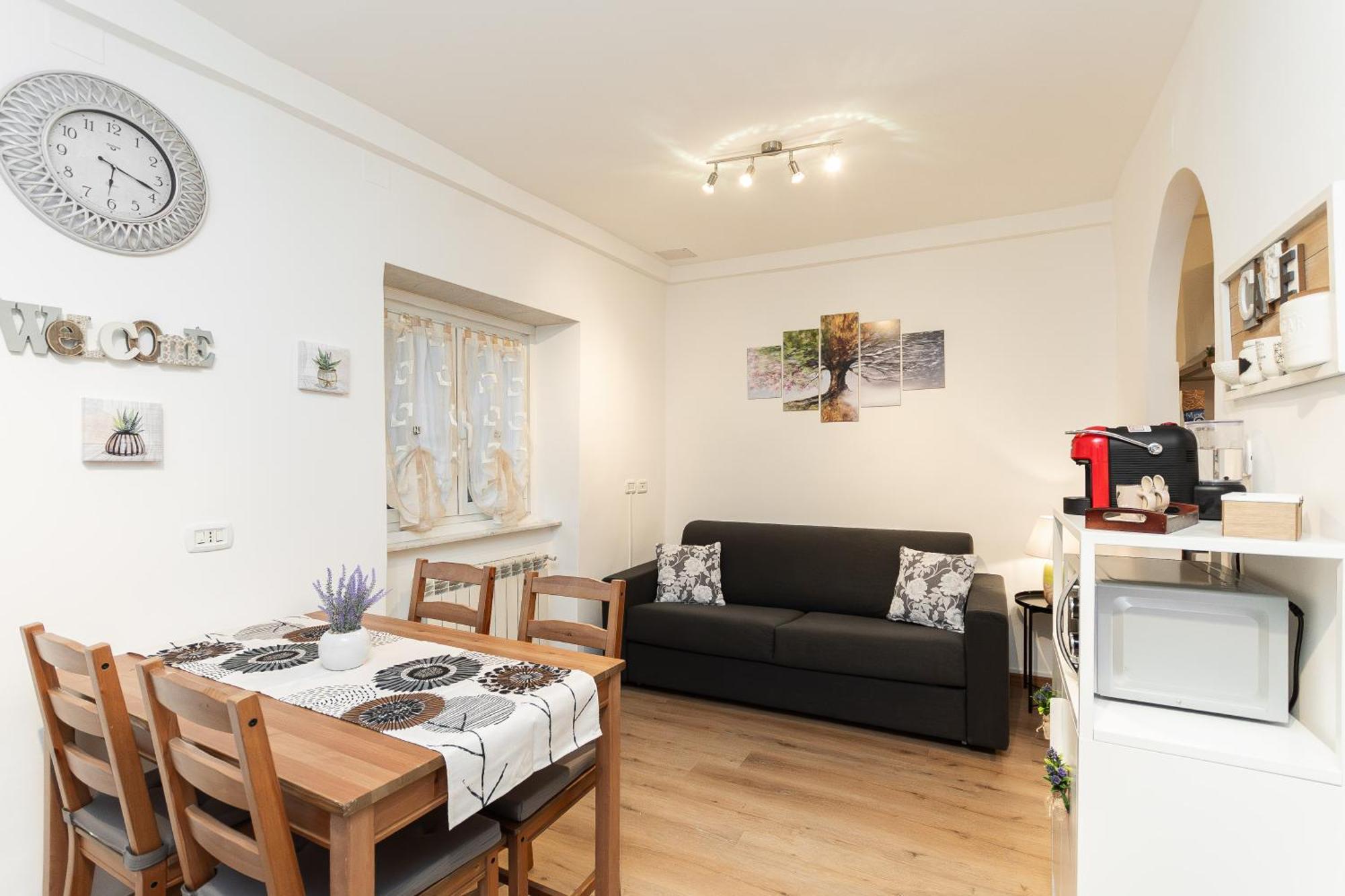 15 Min Centro E Stazione Ferroviaria Apartment Genoa Bagian luar foto